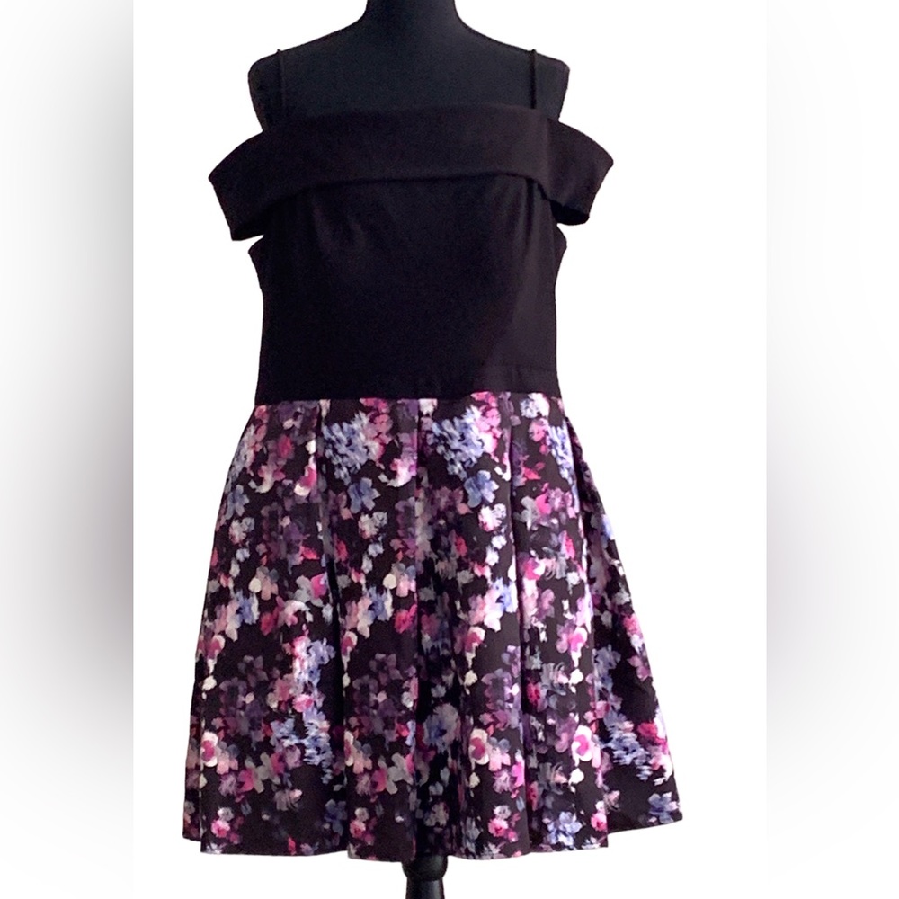 Swing Dresses Size 18